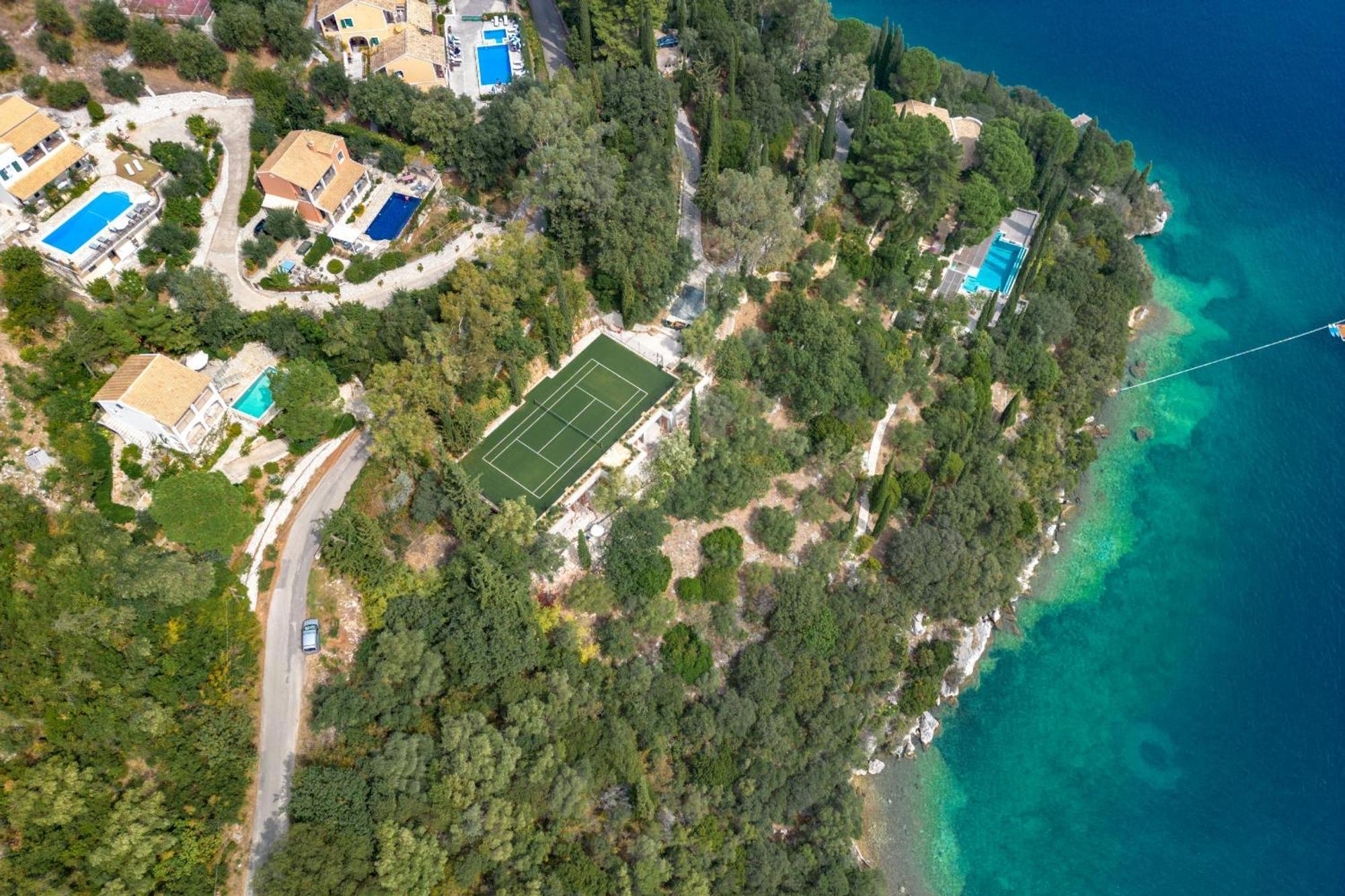Anastar Villa *