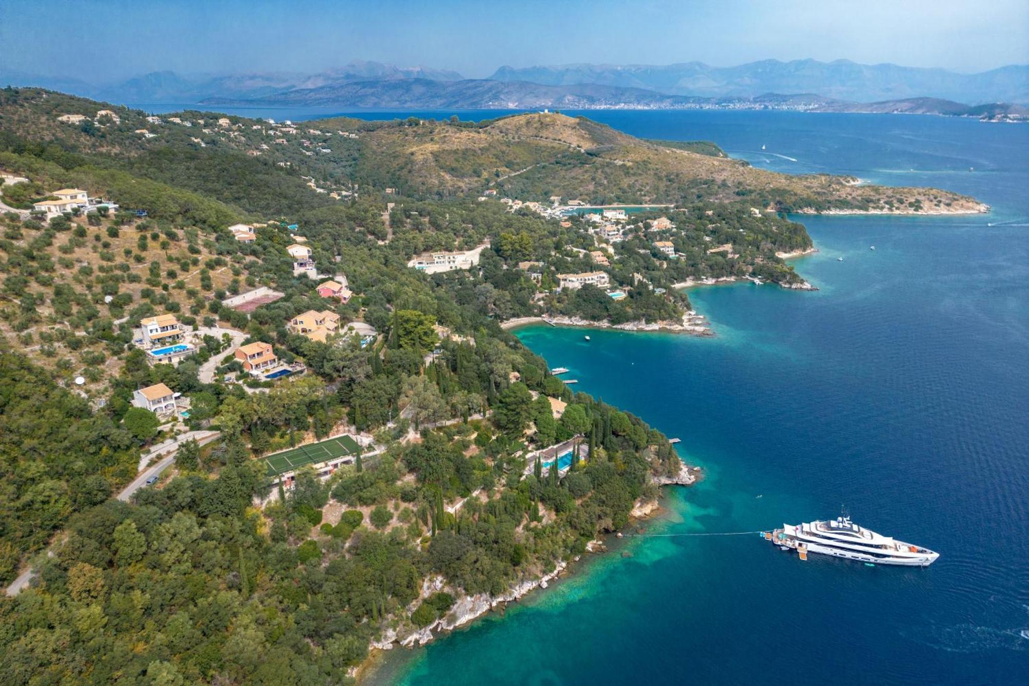 Anastar * Agios Stefanos (Thinali)